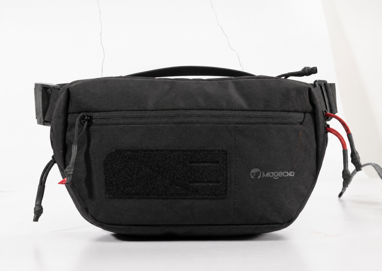 Magecko 34OZ Magnetic Gym Crossbody Bag | Fits 34oz Bottles, 3-Way Carry & Magnetic Closure